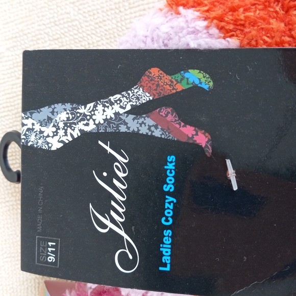 Juliet Socks - Picture 3 of 7